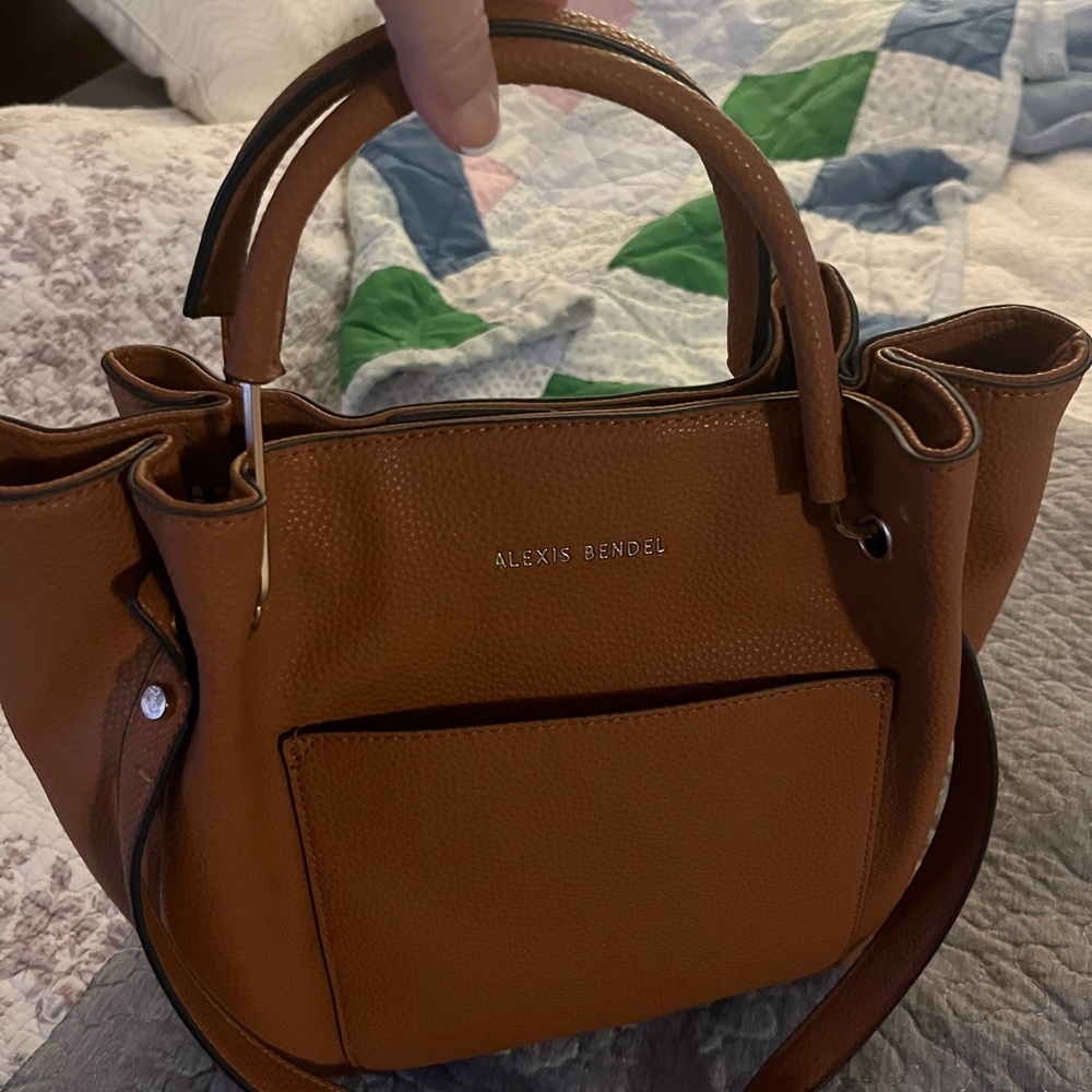Alexis Bendel brown leather purse. - Picture 5 of 7